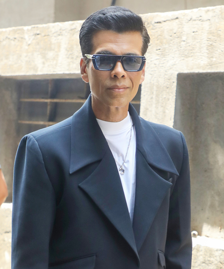 <div>Karan Johar urges for responsible coverage amidst growing India & Pakistan tension</div>