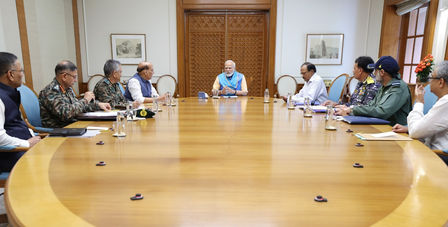 <div>PM Modi assesses gains from ‘Operation Sindoor’, vows strong response to Pak escalation</div>