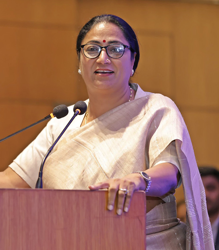 Delhi CM takes stock of emergency preparedness of hospitals, fire service