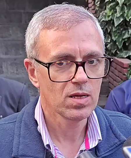 <div>J&K heaves sigh of relief; political leaders, citizens welcome ceasefire announcement</div>