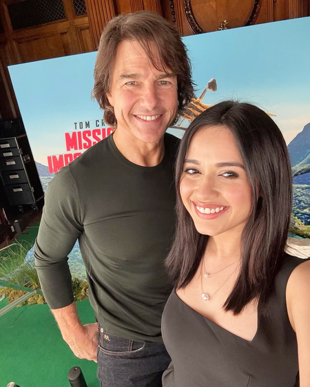 <div>Jannat Zubair says “Somebody pinch meeee” as she gets clicked with Tom Cruise</div>