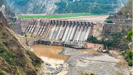 <div>Desperate Pakistan ‘pleads’ with India to reconsider Indus Waters Treaty suspension</div>