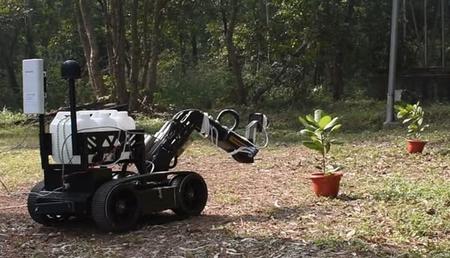IIT Kharagpur’s new smart tracked robot detects crop disease, sprays pesticide