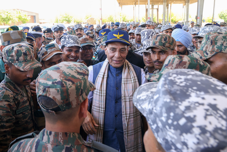 <div>Rajnath Singh slams IMF’s $2.1 billion bailout to Pakistan, calls it indirect terror funding</div>