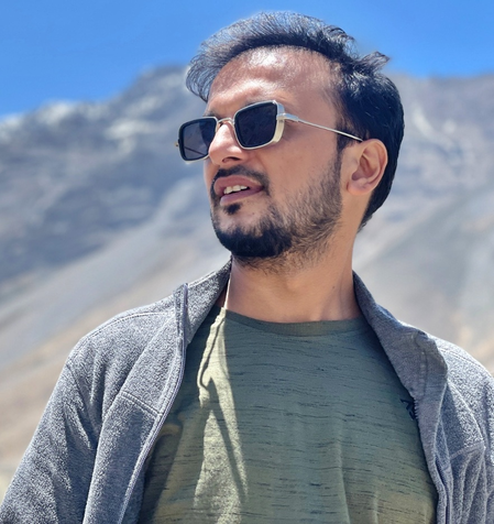 Filmmaker Dheeraj Jindal presents a unique take on death and friendship in new short film ‘Momo Deal’