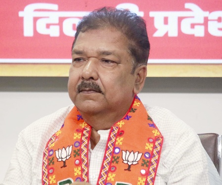 <div>Pakistan acknowledges Indian strike on Noor Khan airbase; BJP hails Army’s valour</div>
