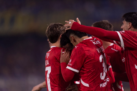Independiente, San Lorenzo reach last-four stage in Argentine title race