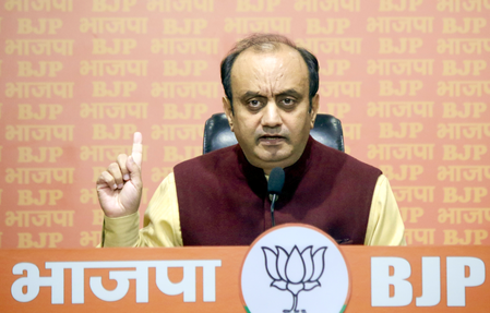 Cong leaders giving oxygen to Pak with anti-India remarks: Sudhanshu Trivedi