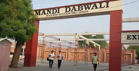 <div>Haryana: Dabwali Railway Station gets modern makeover under Modi govt’s Amrit Bharat Scheme</div>