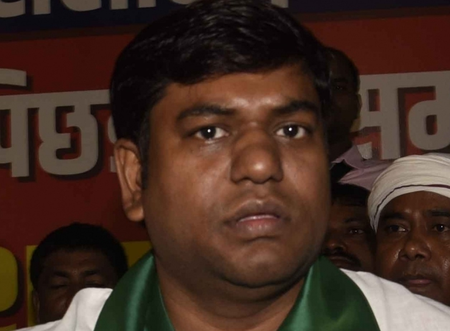<div>Bihar: Mukesh Sahani slams BJP over Nishad community neglect, accuses NDA of ‘betrayal’</div>