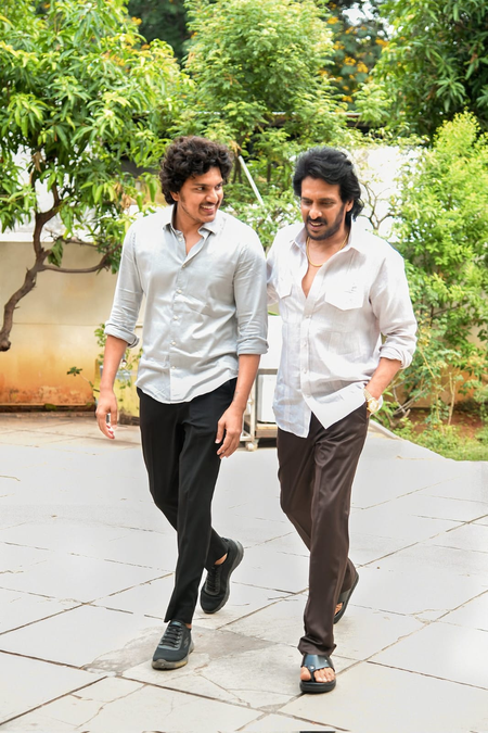 <div>Kannada star Upendra joins the sets of Ram Pothineni’s ‘Andhra King Taluka’</div>