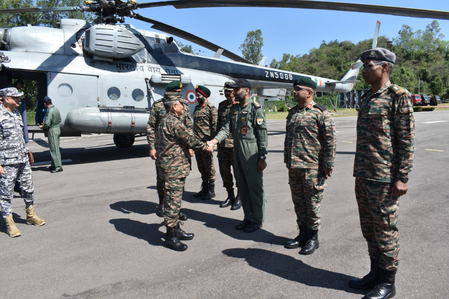<div>Op Sindoor: CDS visits Northern & Western Commands HQs for review meetings with planners and executors</div>