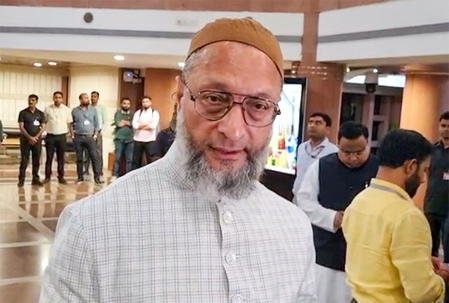 Kiren Rijiju praises Asaduddin Owaisi for exposing Pakistan in Kuwait