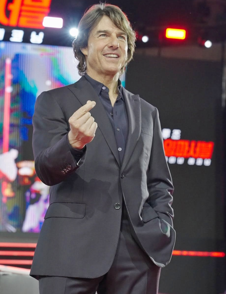 <div>Tom Cruise thanks fans as ‘Mission: Impossible – The Final Reckoning’ is off to a great start</div>