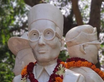 SC rejects plea to prevent improper use of Veer Savarkar’s name