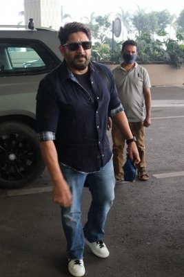 SEBI bars actor Arshad Warsi, wife and 57 others from markets for up to 5 years