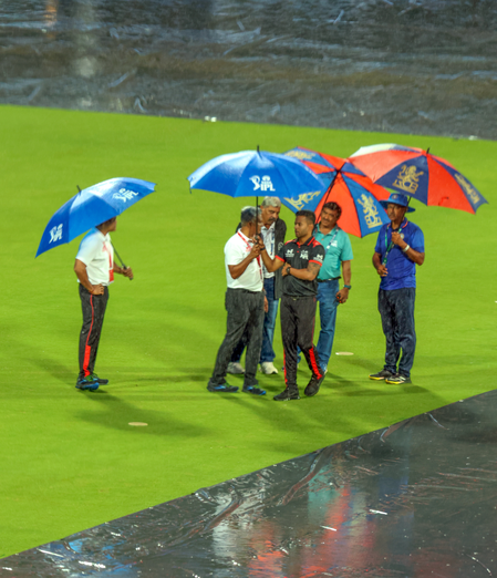 IPL 2025: RCB vs SRH match shifted to Lucknow; IPL extends waiting time by one hour (Ld)