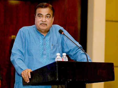 <div>Past 11 years were ‘news reel’, real film yet to begin: Nitin Gadkari on 2029 polls</div>