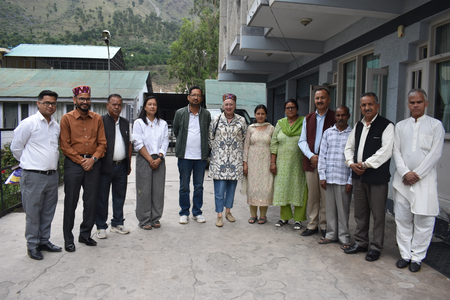 British Deputy High Commissioner evinces interest in Himachali handloom heritage