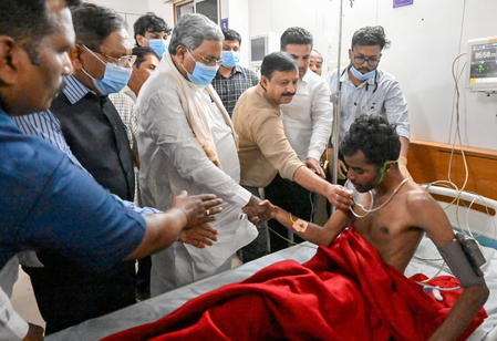 <div>‘My heart goes out to every affected family’, Tendulkar condoles RCB stampede</div>