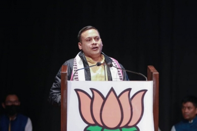 <div>‘Rahulji, change the cassette of lies’: BJP’s Amit Malviya counters attack on economy</div>