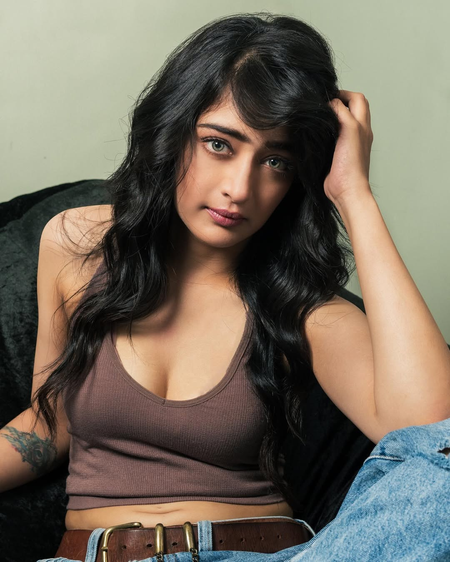 Aksharaa Haasan alerts public of person falsely using her name