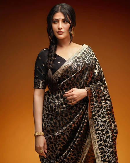 Shruti Haasan finally found her missing cat after months