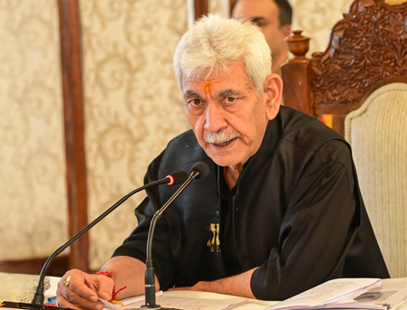 <div>J&K L-G chairs 49th Board meeting of Shri Amarnath Ji Shrine Board</div>