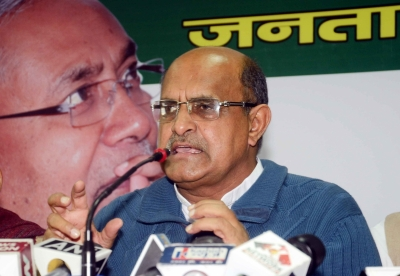 <div>JD-U slams Rahul Gandhi over ‘crime capital’ remark, says ‘people of Bihar will see through his old tactics’</div>