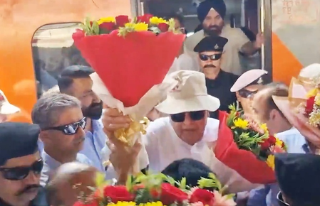 <div>Farooq Abdullah takes ride in Kashmir’s Vande Bharat train, says will boost tourism</div>