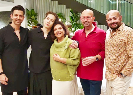 <div>Hrithik, Rakesh Roshan ‘welcome’ K-pop idol Jackson Wang</div>