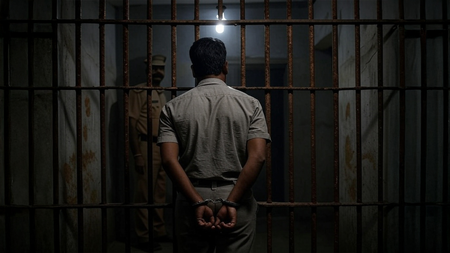 Bihar: Prisoner escapes from Patna civil court by cutting handcuffs