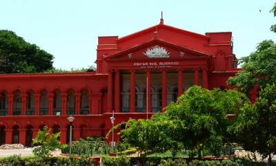 <div>Stampede case: K’taka HC directs police not to initiate forceful action against RCB, DNA officials</div>