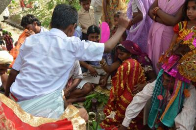 <div>K’taka Minister expresses concern over child marriages; pulls up authorities</div>