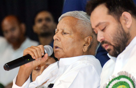 <div>Lalu Prasad Yadav questions ceasefire with Pakistan under US ‘pressure’</div>