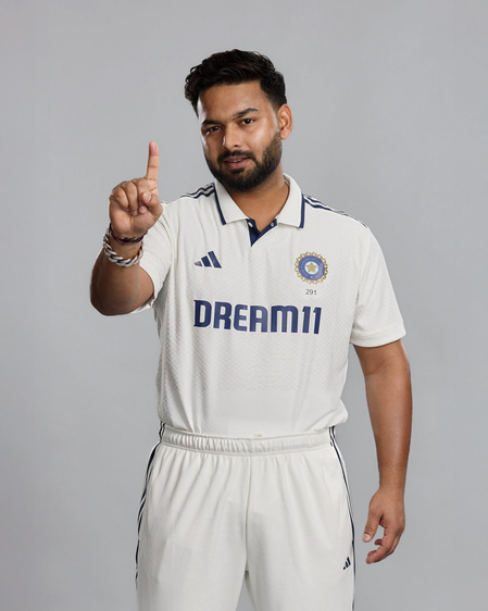 <div>1st Test: Pant breaks 12-year-old Dhoni’s record with century at Headingley</div>