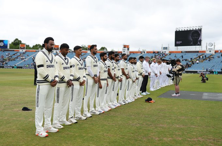 1st Test: Players wear black armbands to pay tribute to late Dilip Joshi