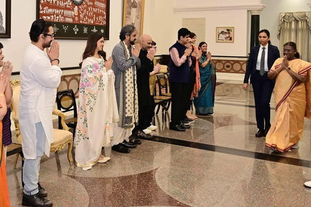 <div>Here is how President Droupadi Murmu reacted after watching Aamir Khan’s ‘Sitaare Zameen Par’</div>