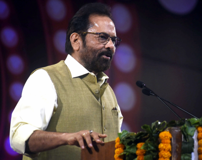 <div>Kolkata turning into ‘crime capital’: BJP slams Mamata govt over Law College rape case</div>