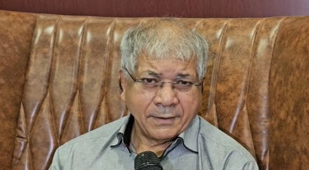 <div>‘Jumla’ before BMC polls: Ambedkar’s grandson slams call to review ‘Socialist’ and ‘Secular’ in Preamble</div>