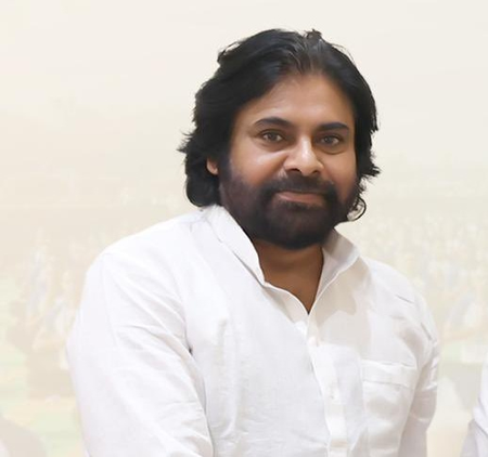 <div>Pawan Kalyan congratulates Kamal Haasan on invitation to join Oscar’s Class of 2025</div>