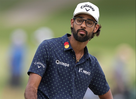 Akshay Bhatia fires four straight birdies in late stages of Round 3 at Rocket Classic