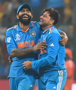 Playing alongside Jadeja is great honour for me, have learnt a lot from him: Kuldeep