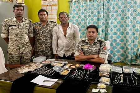 Gold worth Rs 1.5 crore looted in Jamshedpur recovered within 18 hours, two arrested