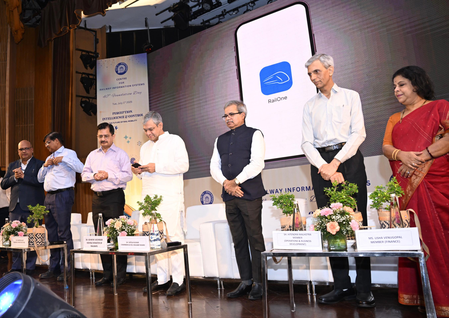 <div>Centre launches super app ‘RailOne’ to address passenger needs at one place</div>