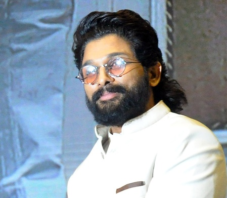 <div>Allu Arjun’s ‘Ravanam’ with Prashanth Neel in the works? Producer reacts</div>