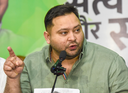 <div>Is this not Jungle Raj: Political firestorm erupts after prominent businessman’s murder in Patna</div>