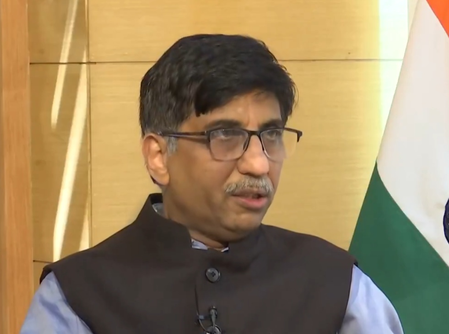 <div>Rs 1 lakh crore fund to give big push to private sector R&D in robotics, AI & drones: DST Secretary</div>