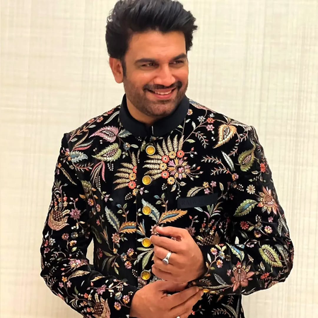 <div>Sharad Kelkar on being the highest paid actor on Tum Se Tum Tak: ‘ I’ve earned my place’</div>
