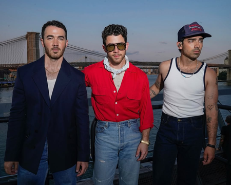 Nick Jonas shares a glimpse of his summer in the city with the Jonas brothers and Priyanka